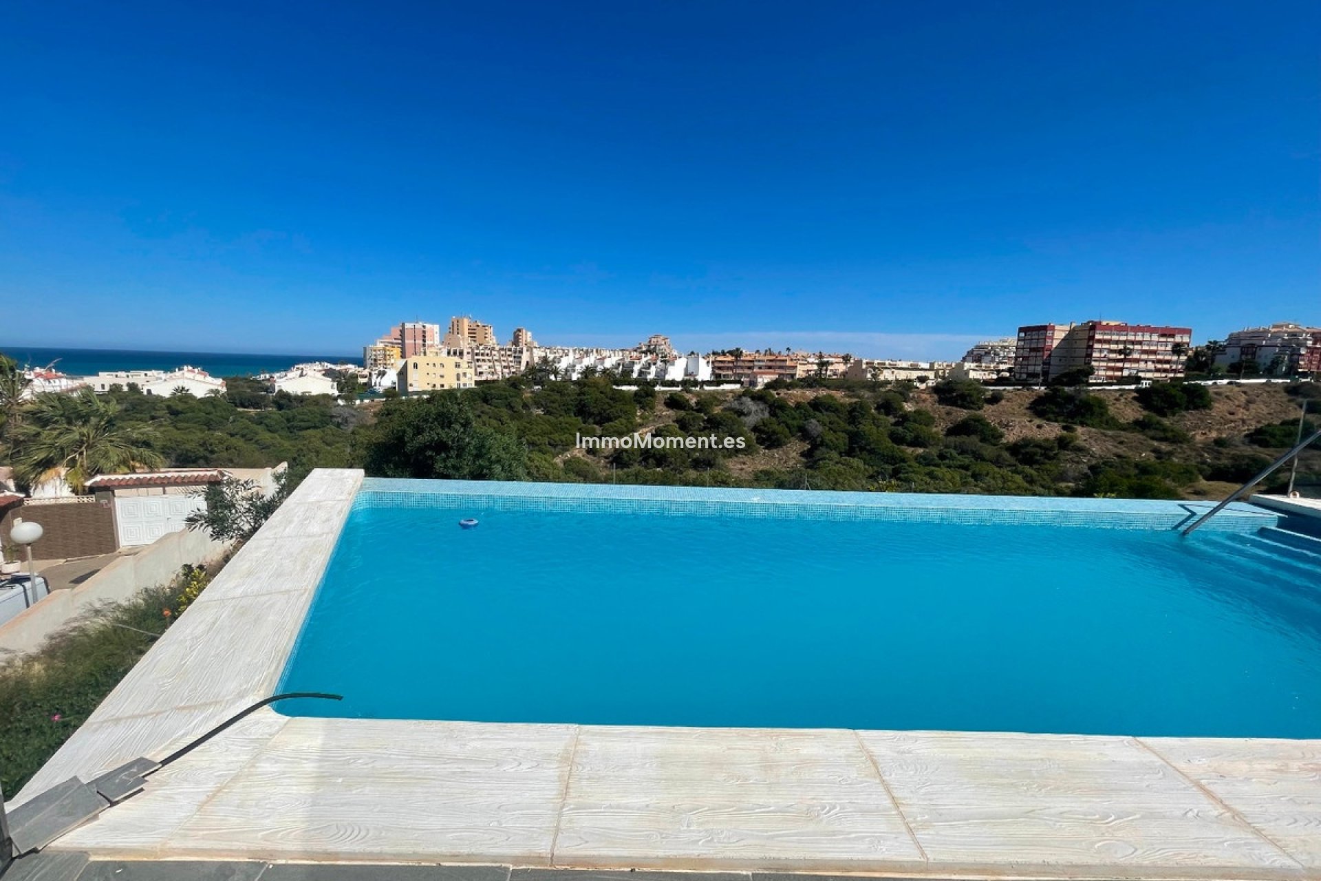 Resale - Detached villa - Torrevieja - La Mata