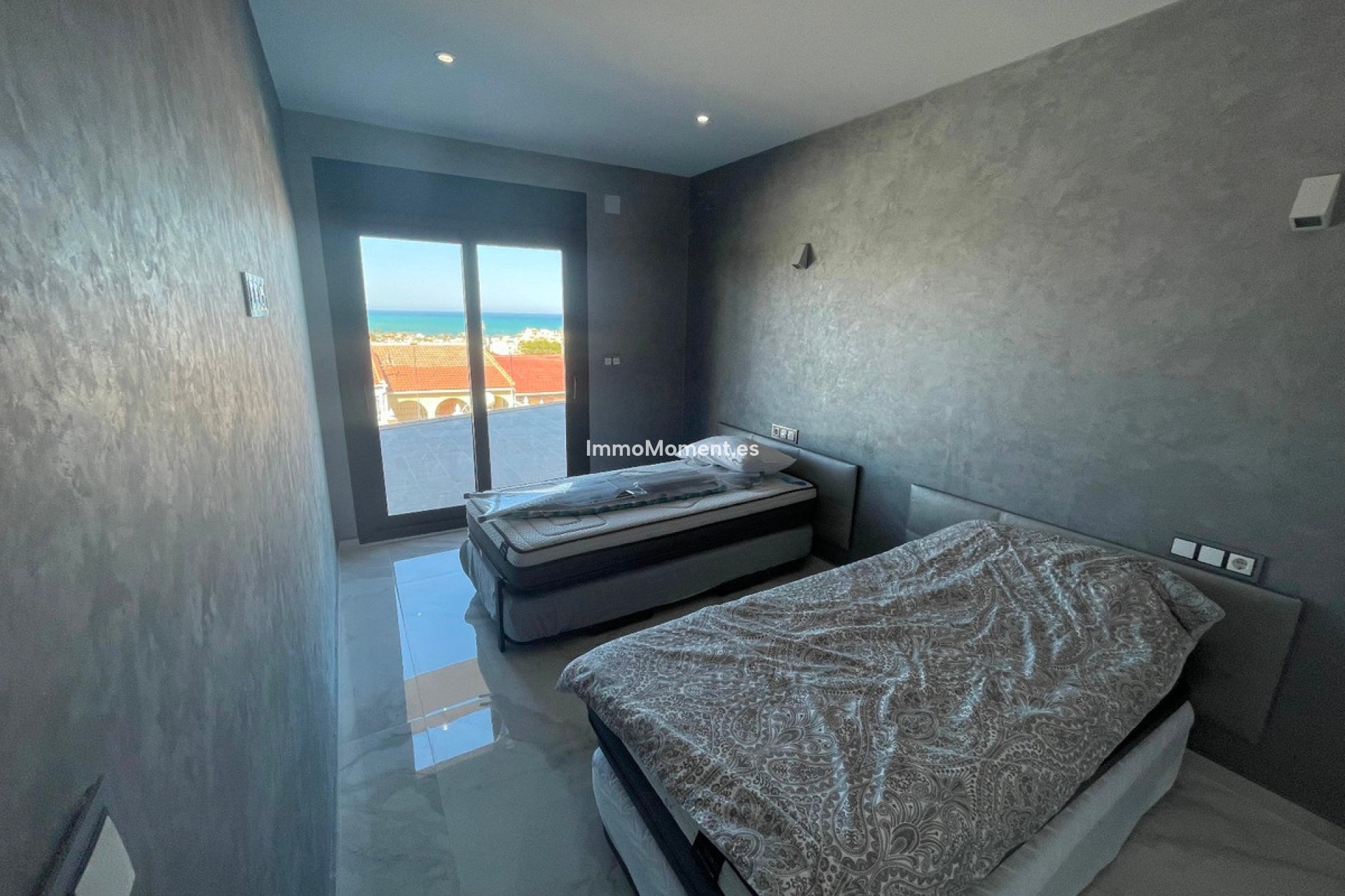 Resale - Detached villa - Torrevieja - La Mata