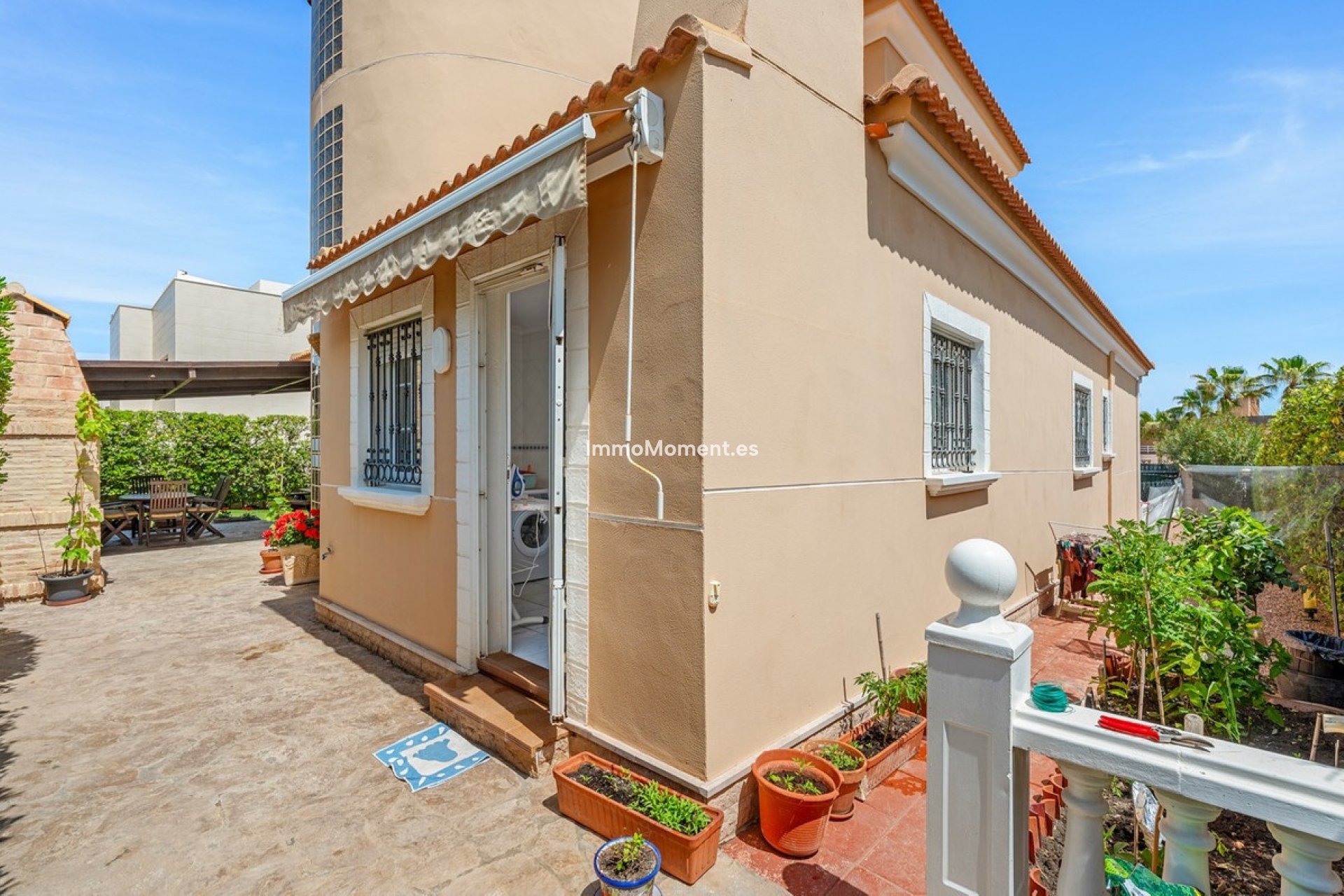Resale - Detached villa - Torrevieja - La Mata