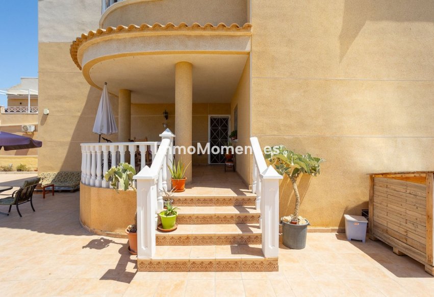 Resale - Detached villa - Torrevieja - La Siesta