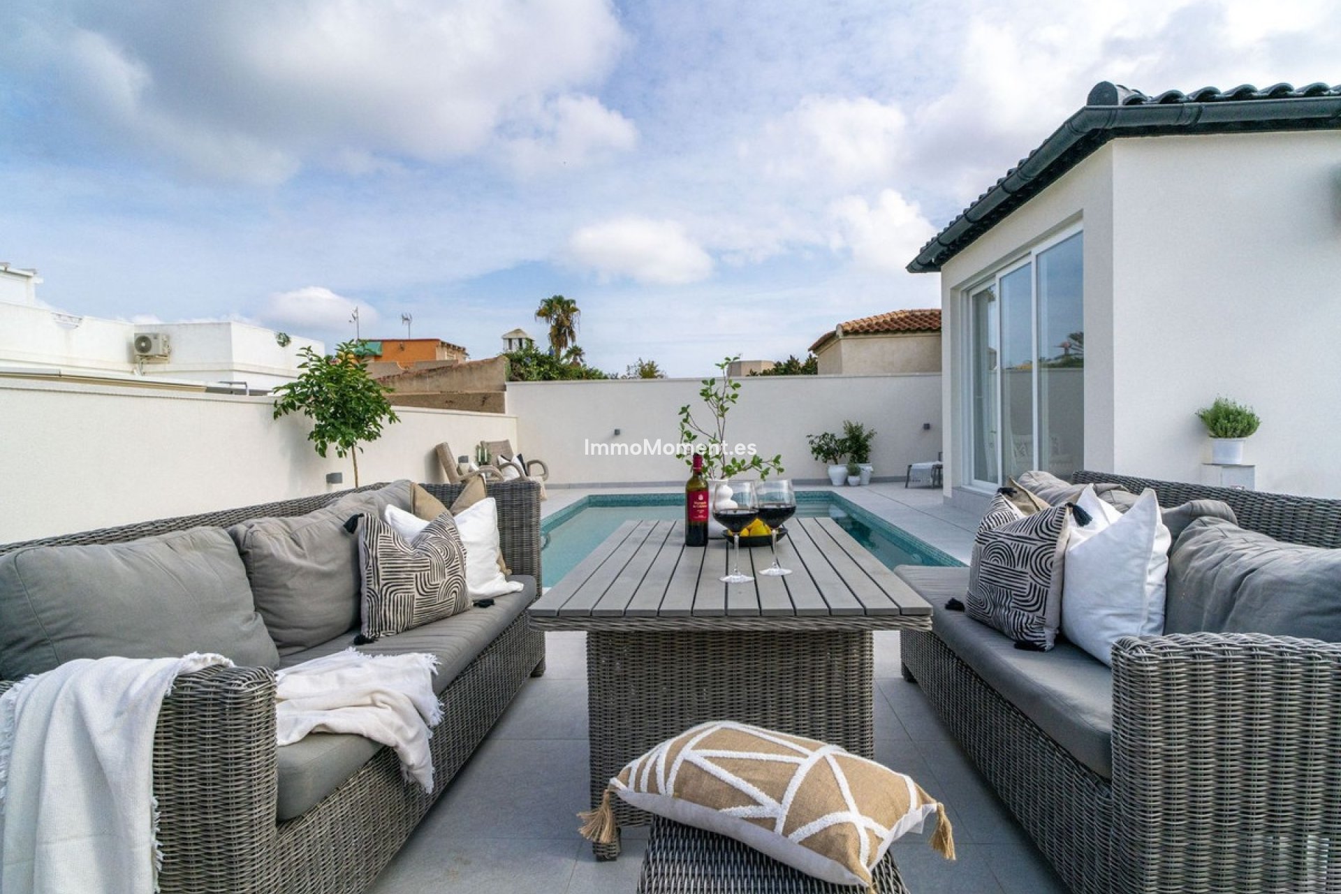 Resale - Detached villa - Torrevieja - La Siesta