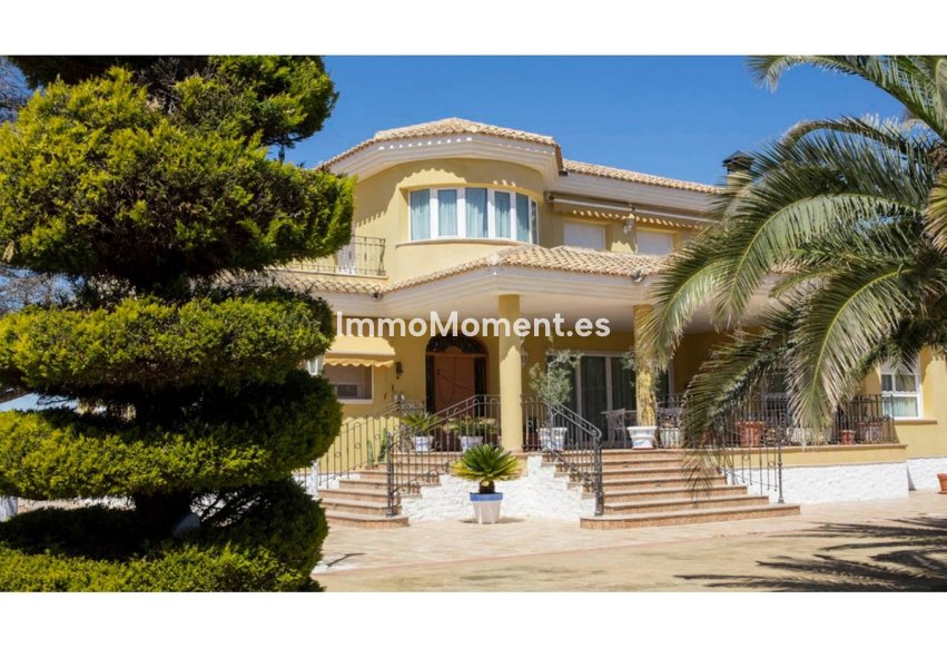 Resale - Detached villa - Yecla - Yecla Centro