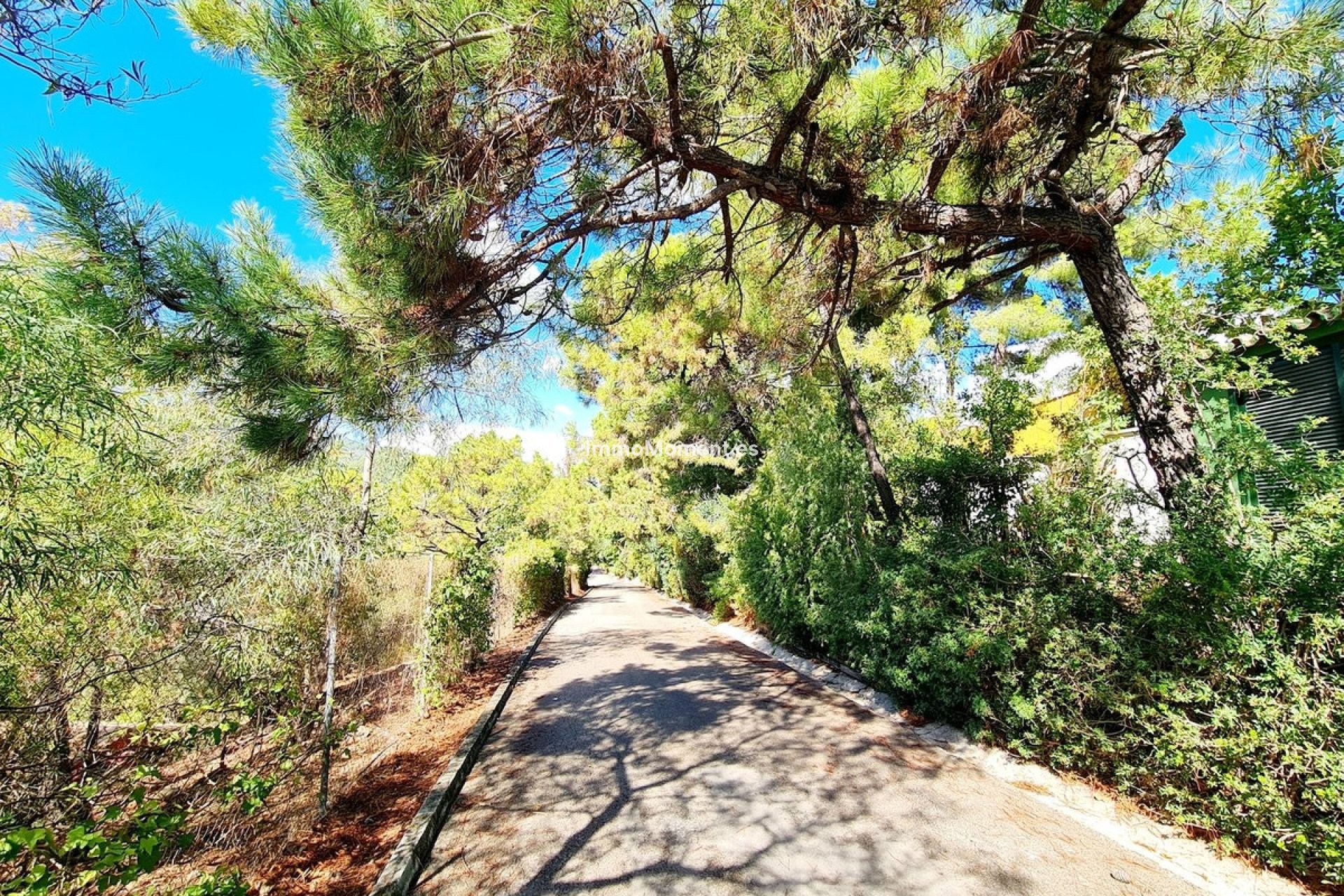 Resale - Land - Benahavís - El Madroñal