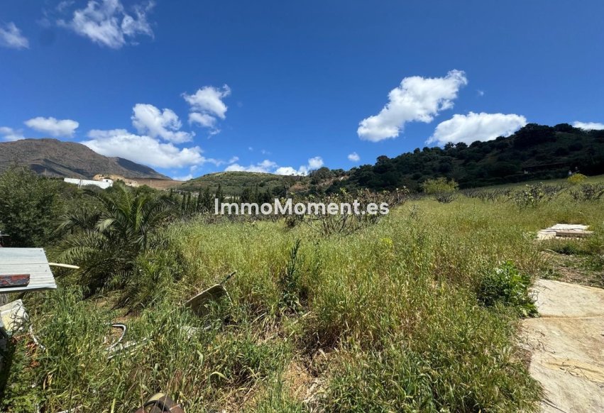 Resale - Land - Estepona - Estepona Centro