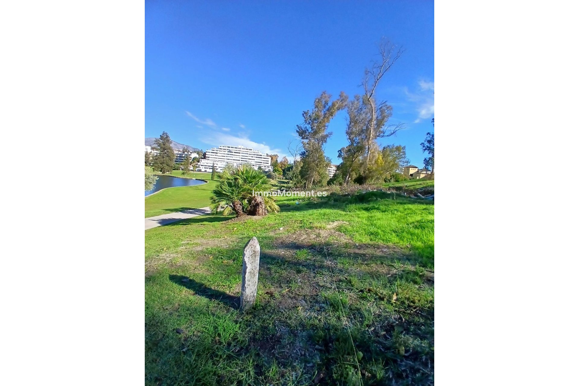 Resale - Land - Marbella - Guadalmina Alta