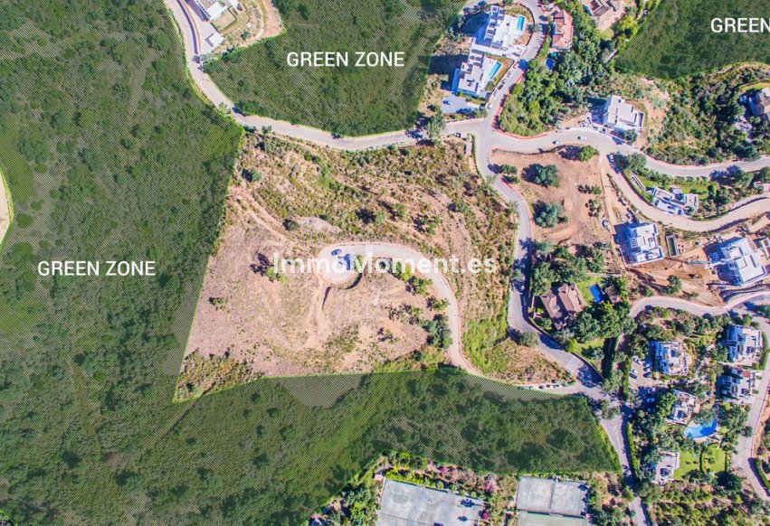 Resale - Land - Marbella - La Mairena