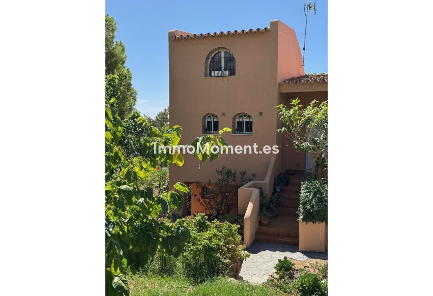 Resale - Penthouse - Estepona
