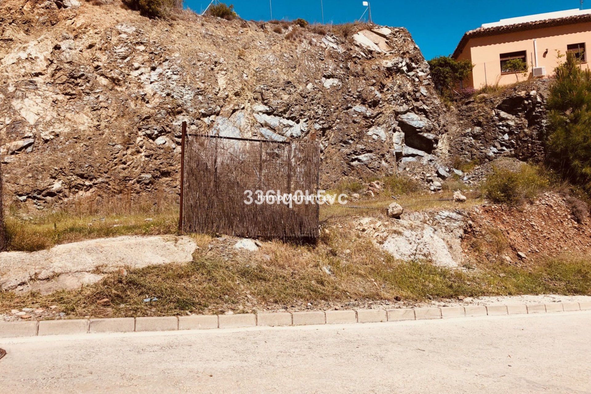 Resale - Plot - Benahavís - Benahavís Centro