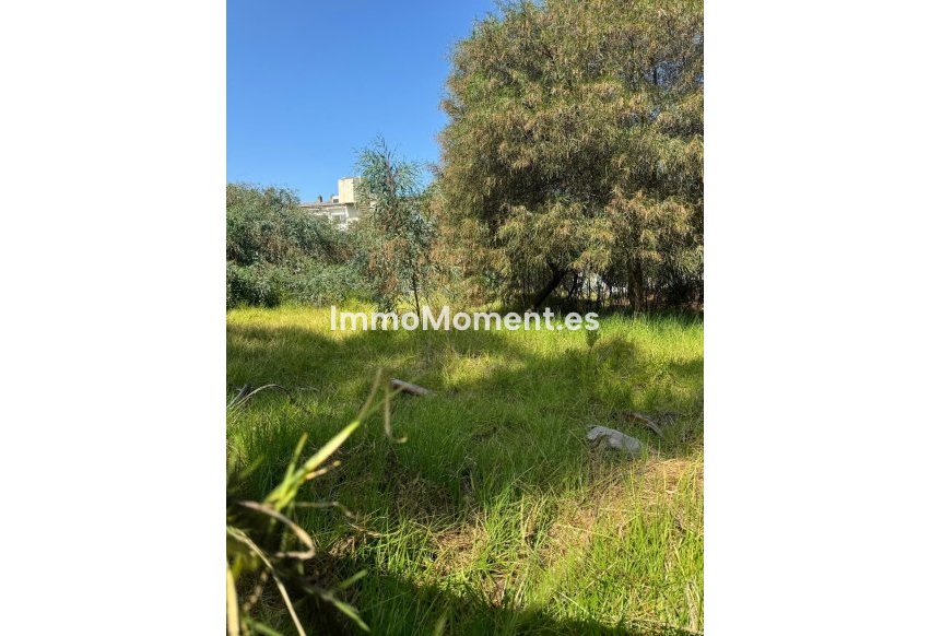 Resale - Plot - Estepona - Atalaya