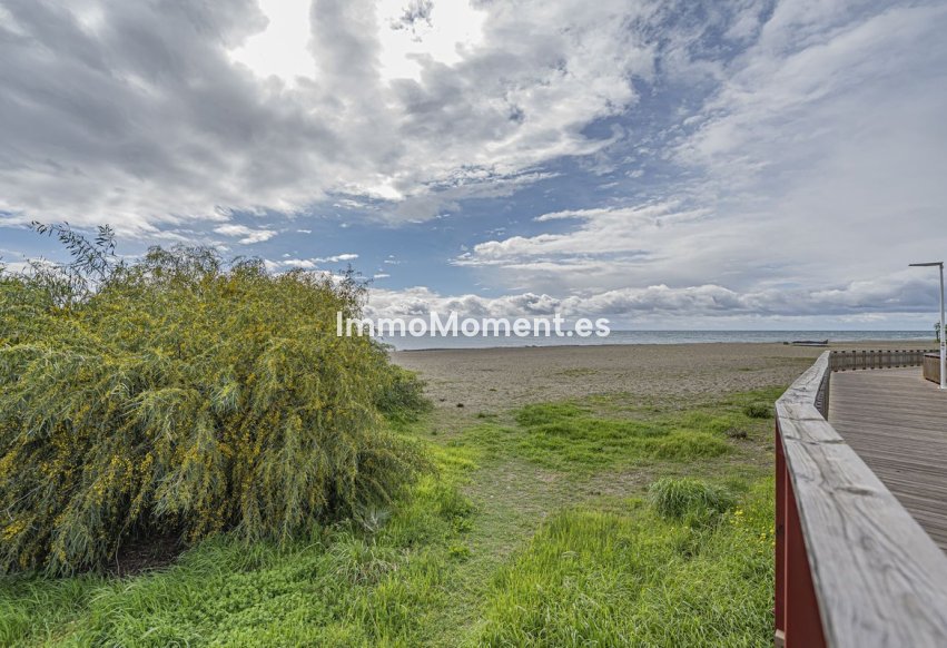 Resale - Plot - Estepona - Costalita