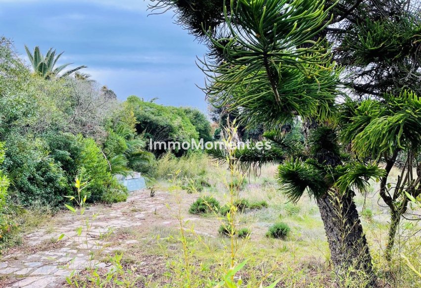 Resale - Plot - Estepona - Estepona Centro