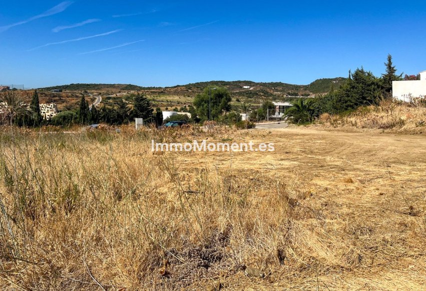 Resale - Plot - Estepona - Estepona Centro