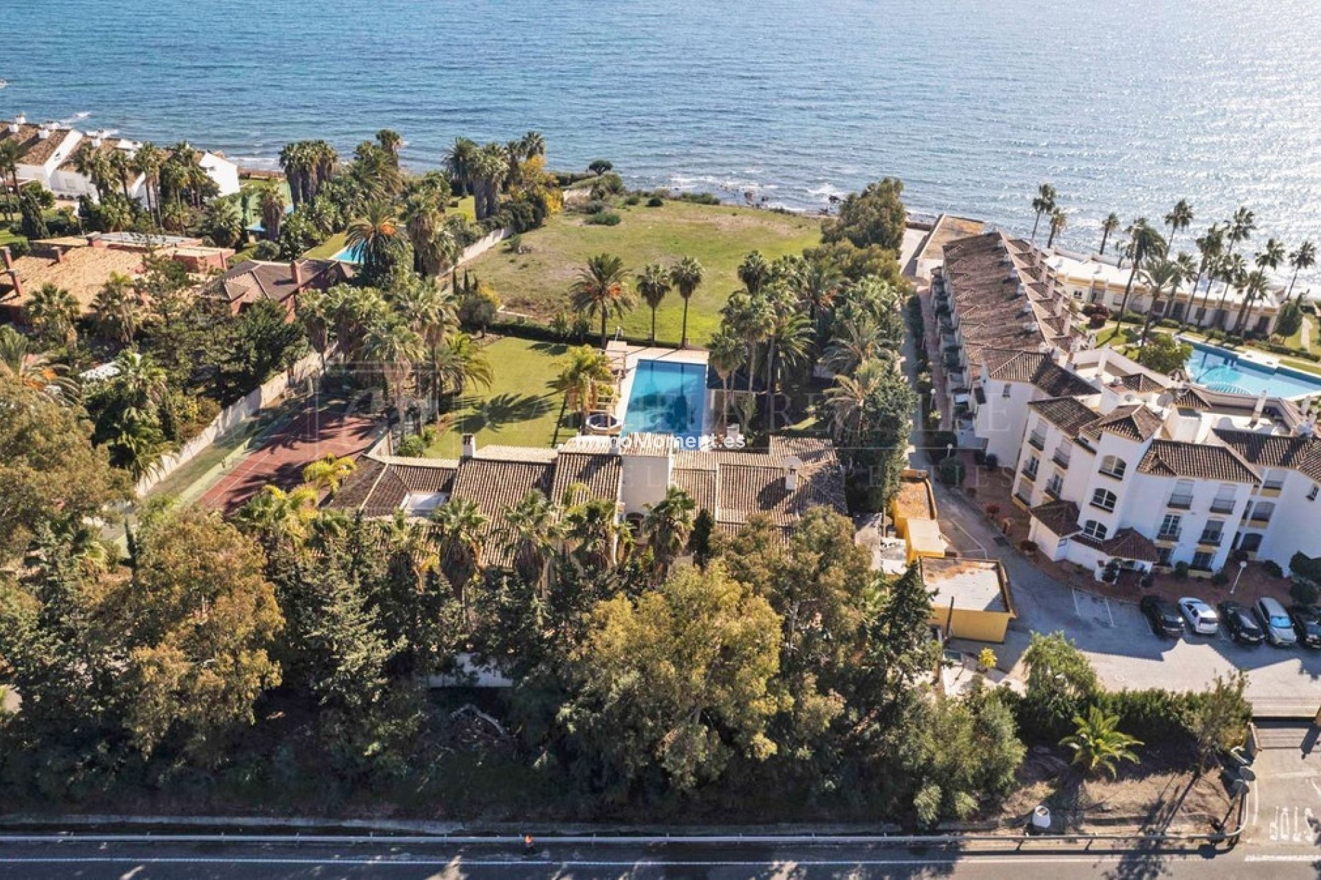 Resale - Plot - Estepona - Estepona Centro
