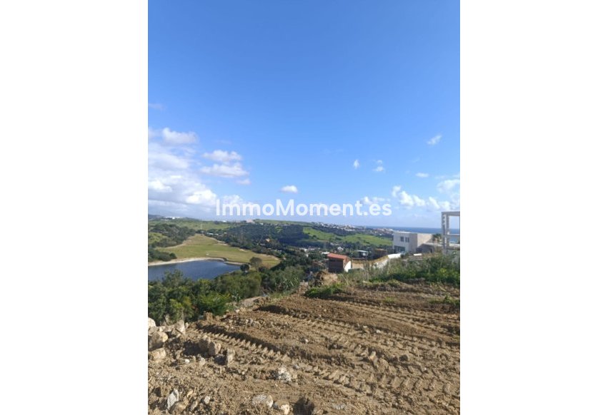Resale - Plot - Estepona - Valle Romano