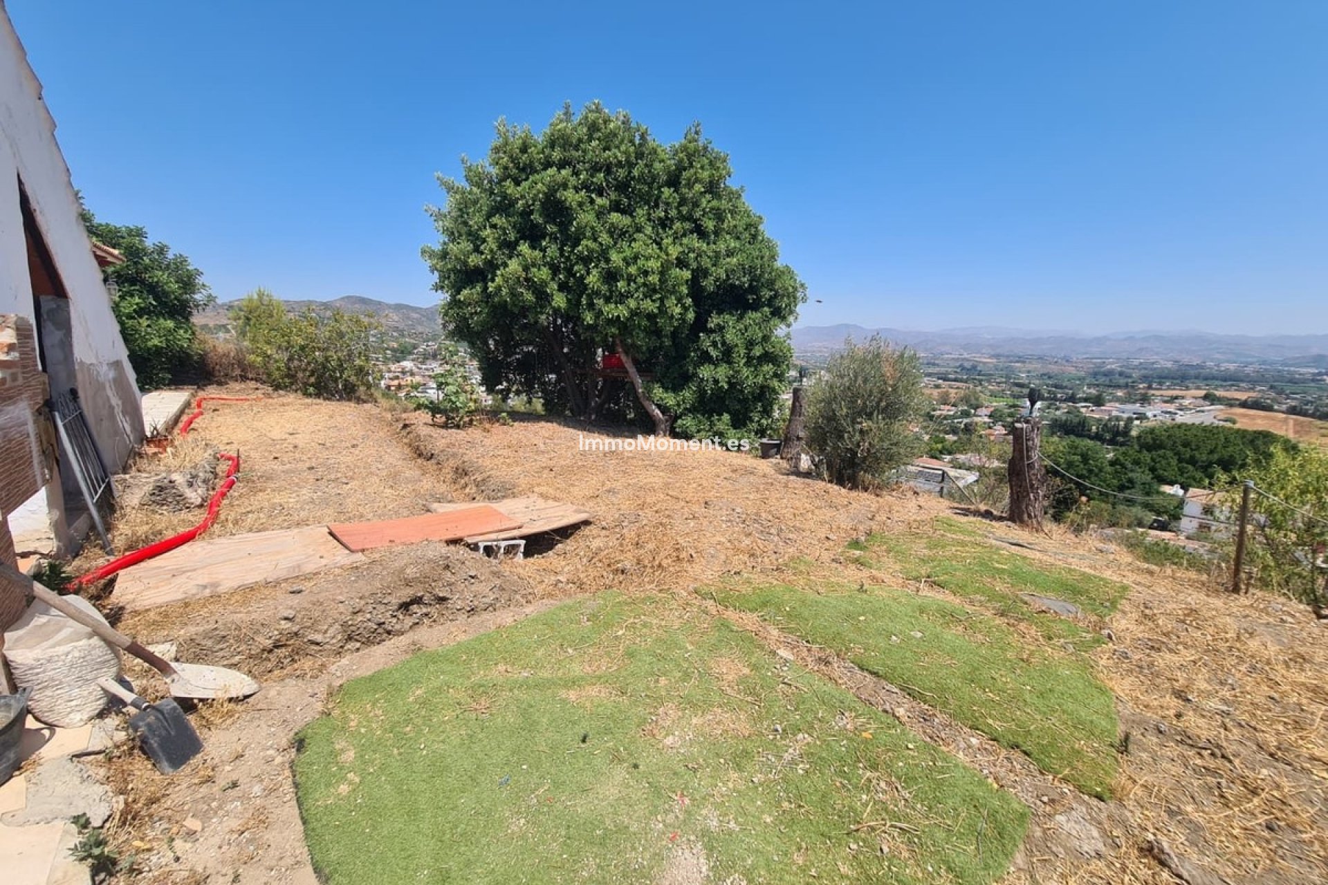 Resale - Plot - Inland  - Alhaurín de la Torre
