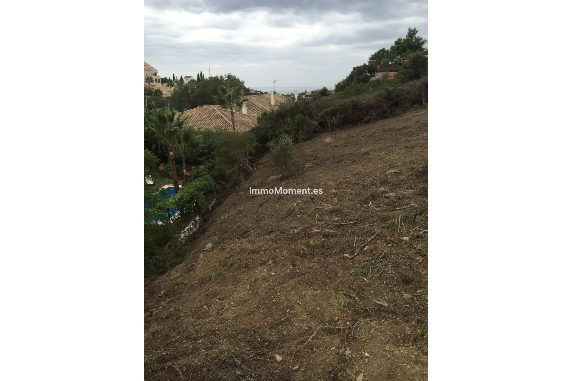 Resale - Plot - Marbella - Elviria