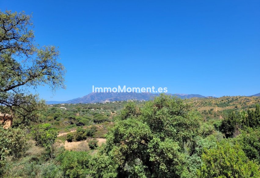 Resale - Plot - Marbella - Elviria