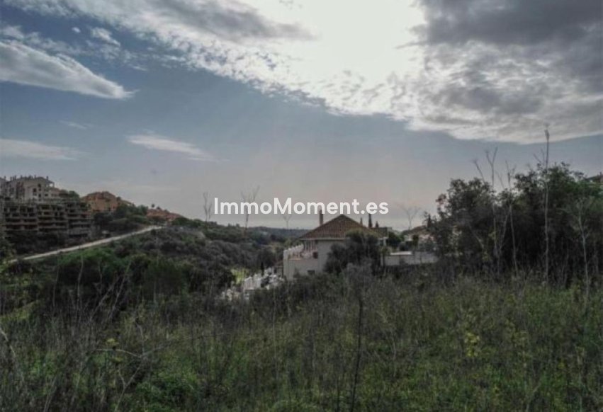 Resale - Plot - Marbella - Elviria