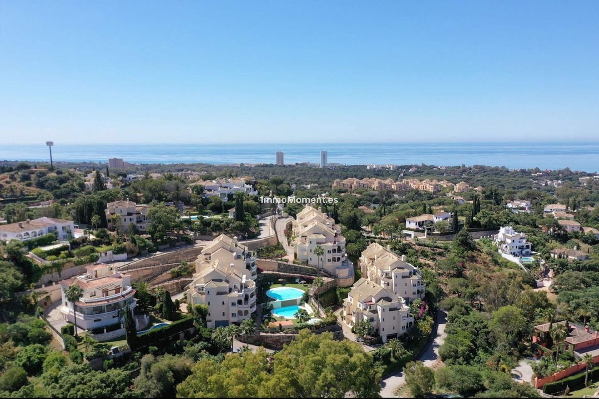 Resale - Plot - Marbella - Elviria