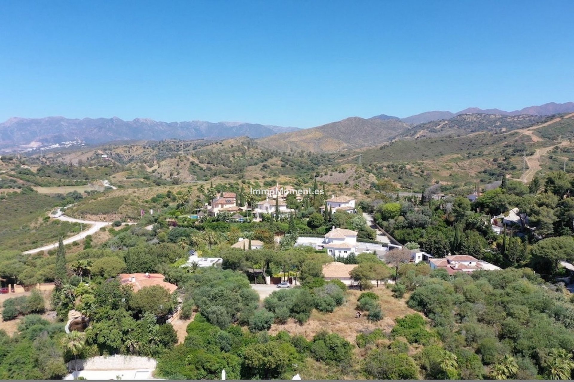 Resale - Plot - Marbella - Elviria