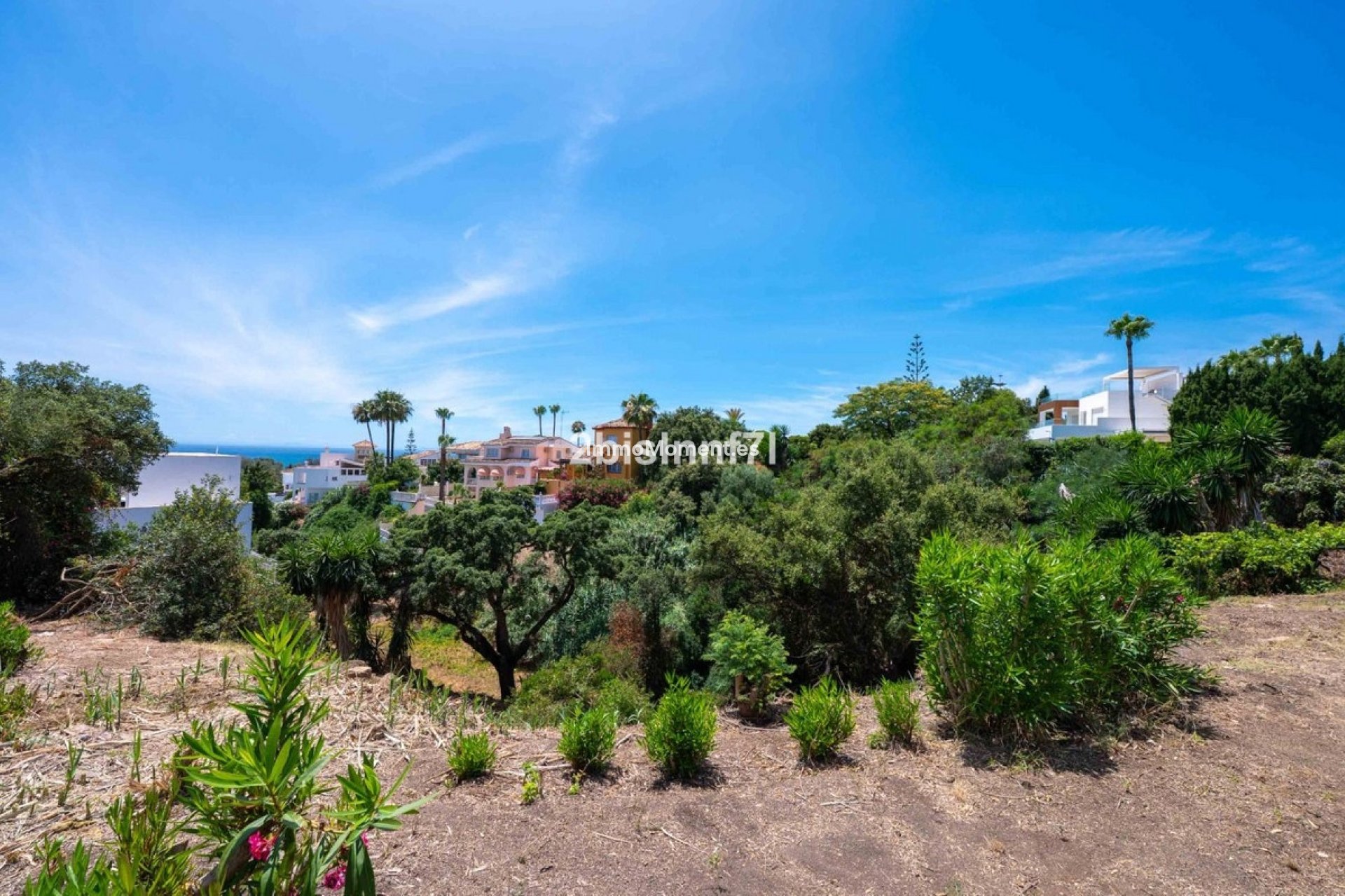 Resale - Plot - Marbella - Elviria