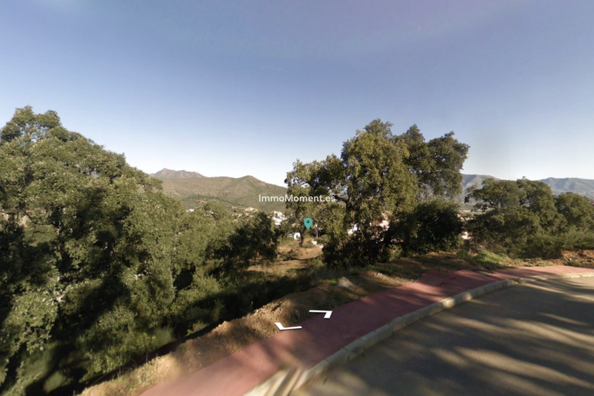 Resale - Plot - Marbella - La Mairena