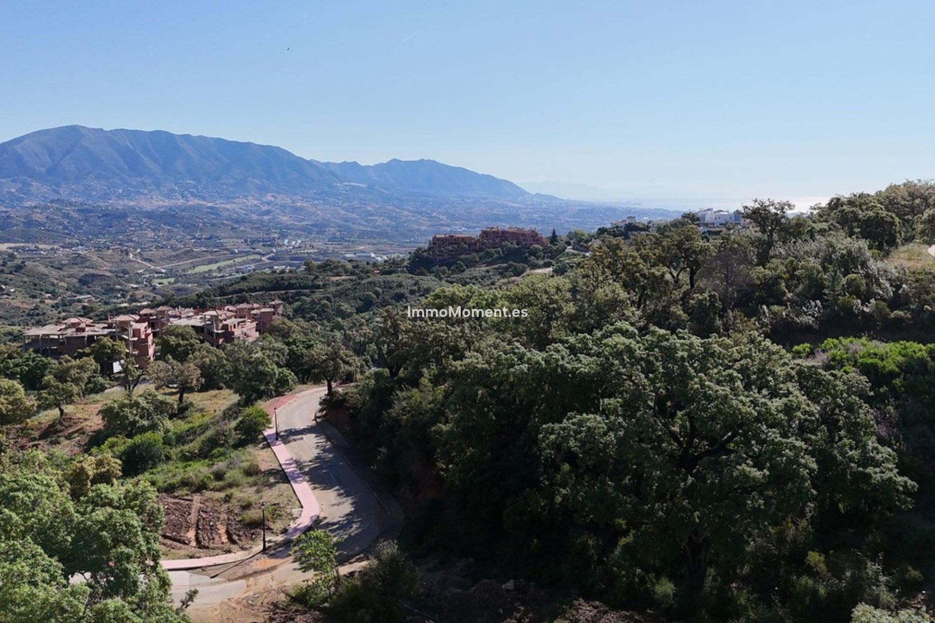 Resale - Plot - Marbella - La Mairena