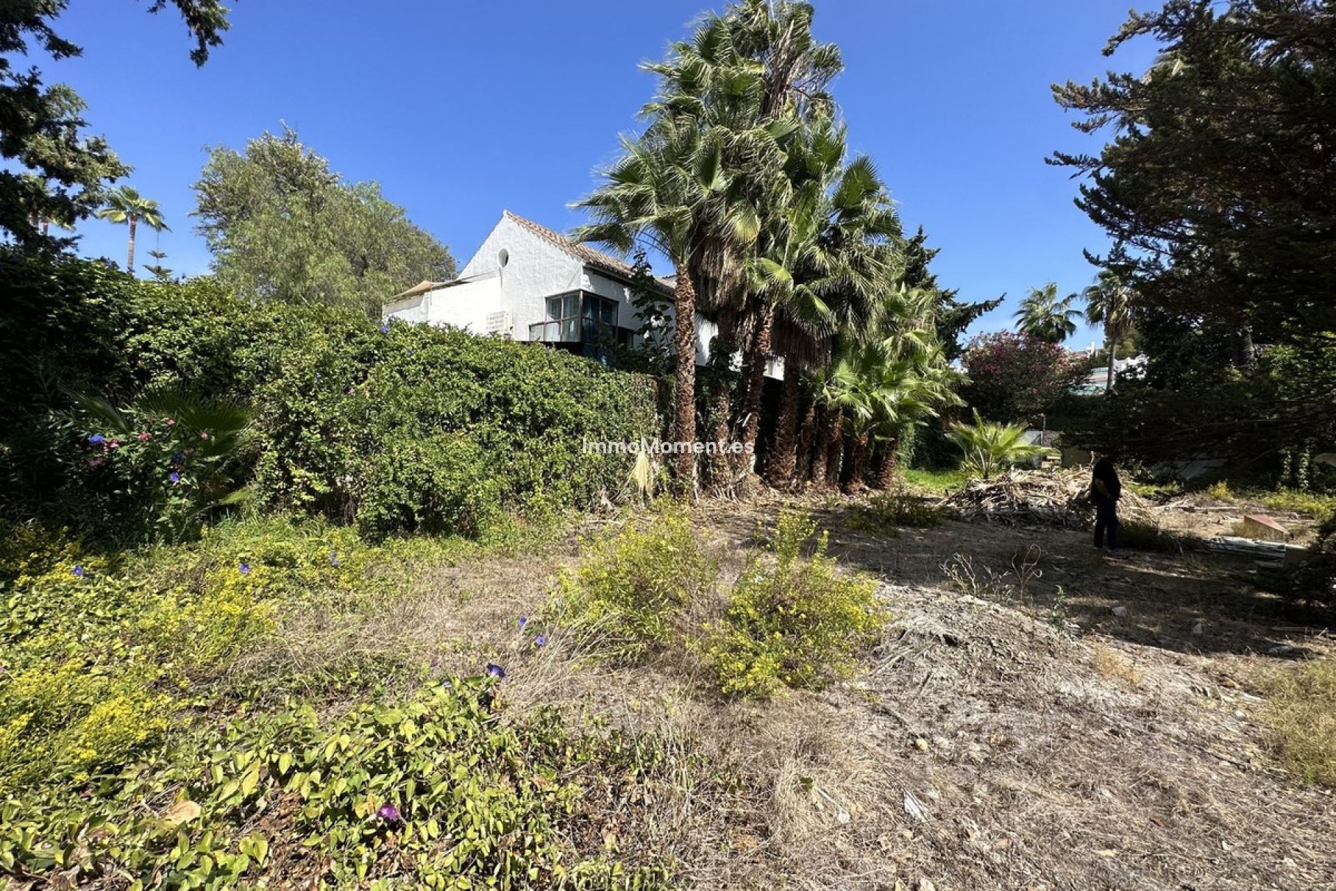 Resale - Plot - Marbella - Nueva Andalucía