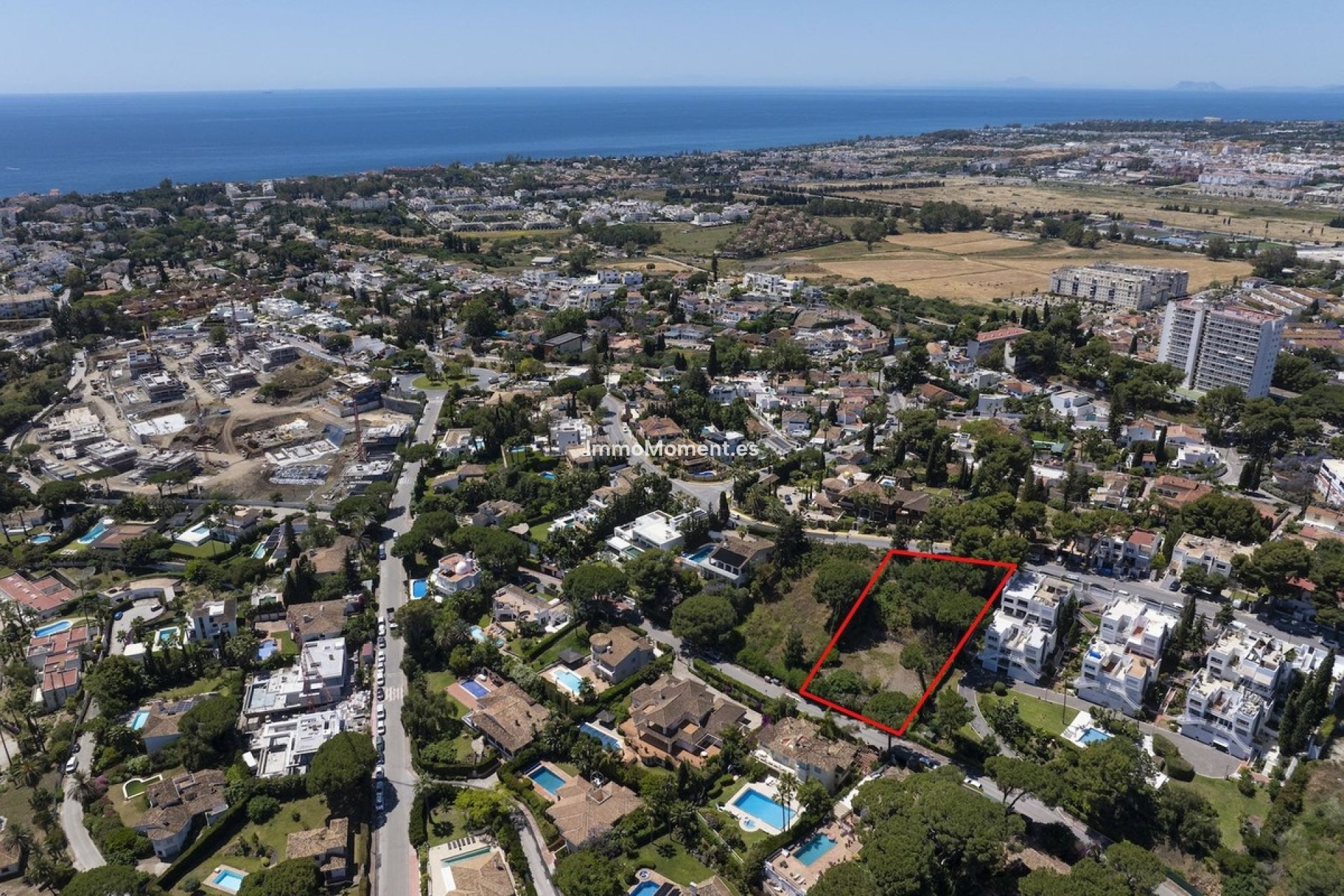 Resale - Plot - Marbella - Nueva Andalucía