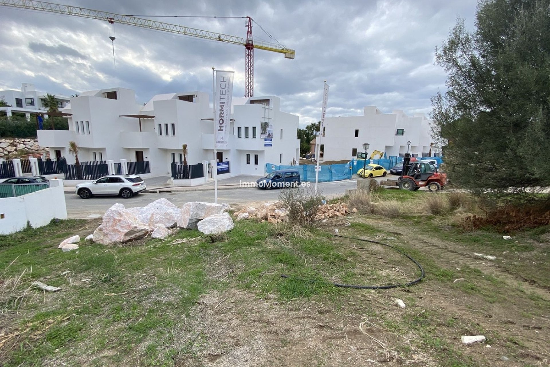 Resale - Plot - Marbella - Nueva Andalucía
