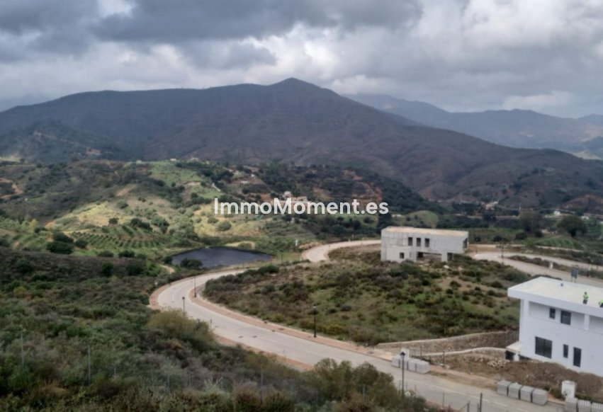 Resale - Plot - Mijas - La Cala Golf