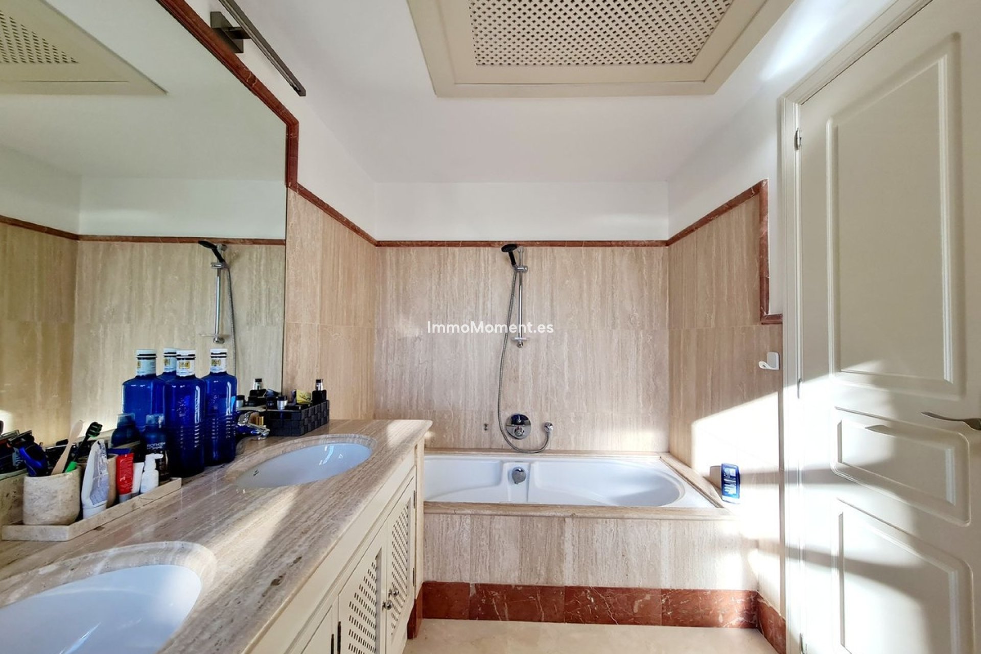Resale - Townhouse - Benahavís - Benahavís Centro