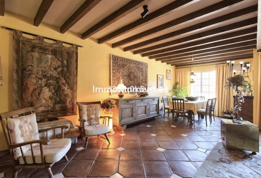 Resale - Townhouse - Benahavís - Benahavís Centro