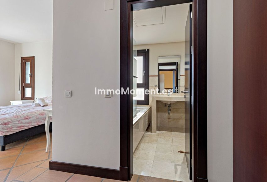 Resale - Townhouse - Benahavís - Benahavís Centro