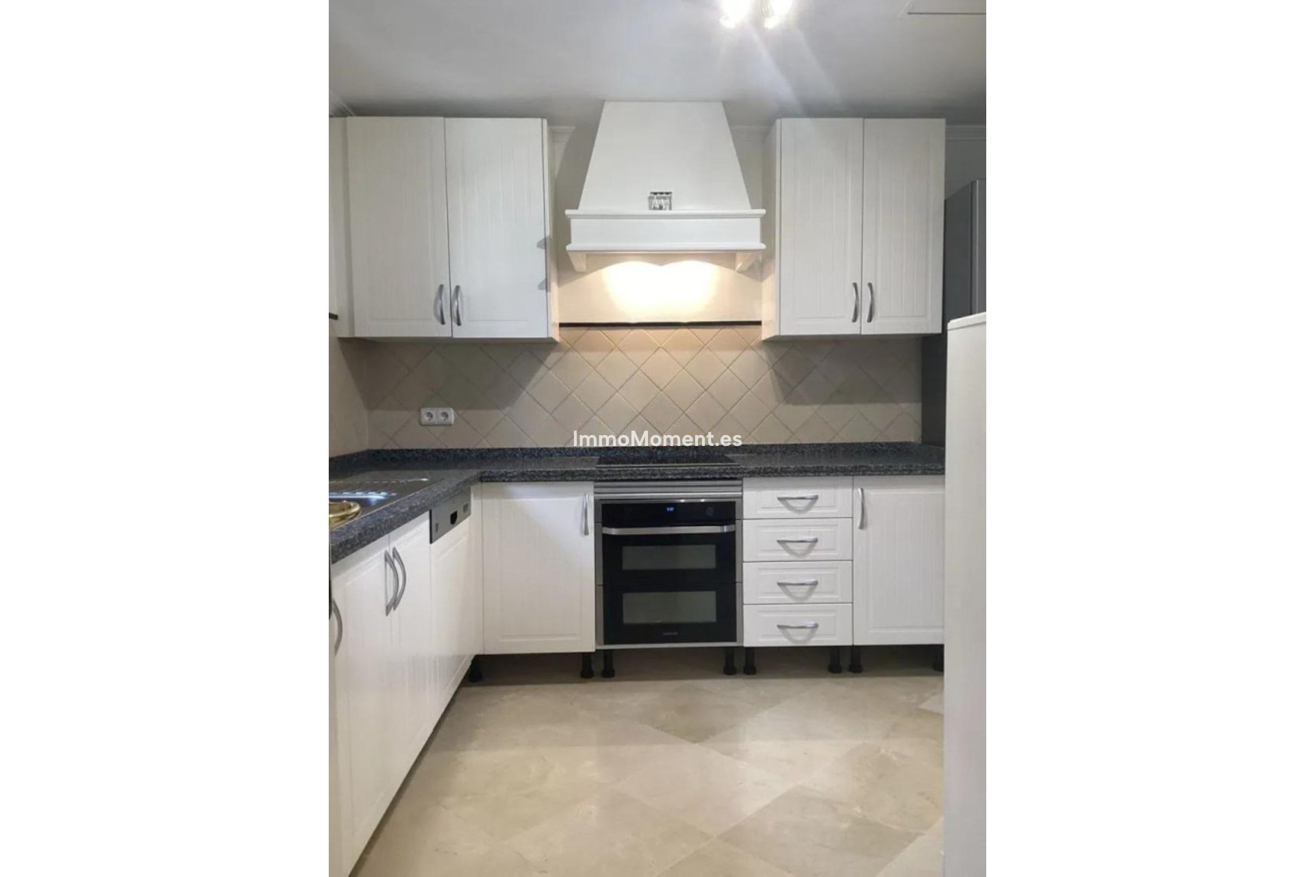 Resale - Townhouse - Benahavís - Benahavís Centro