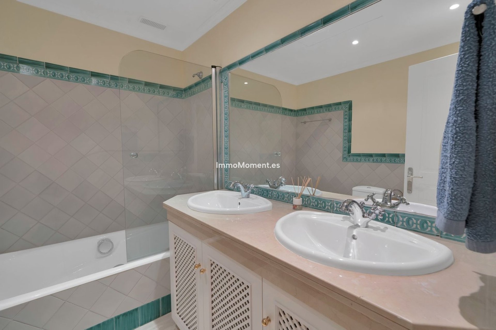 Resale - Townhouse - Benahavís - Benahavís Centro