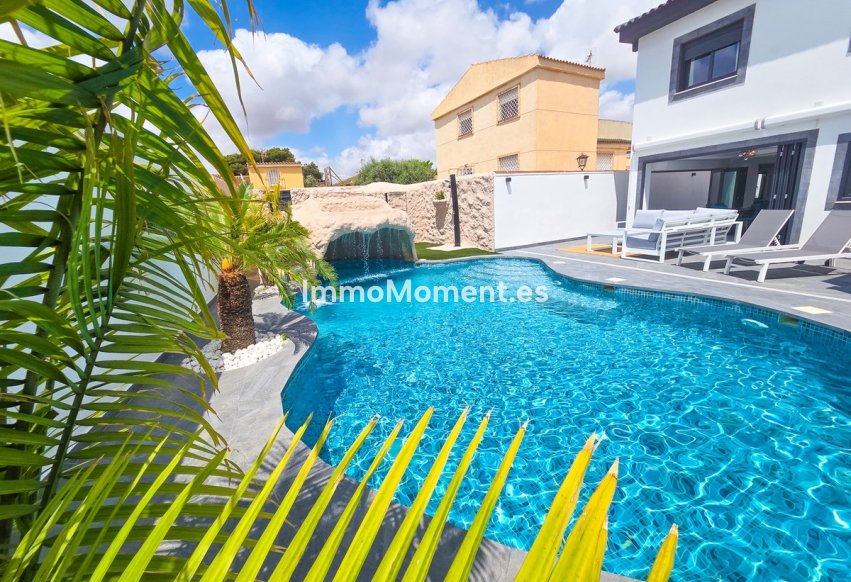 Resale - Townhouse - Cartagena - Los Urrutias