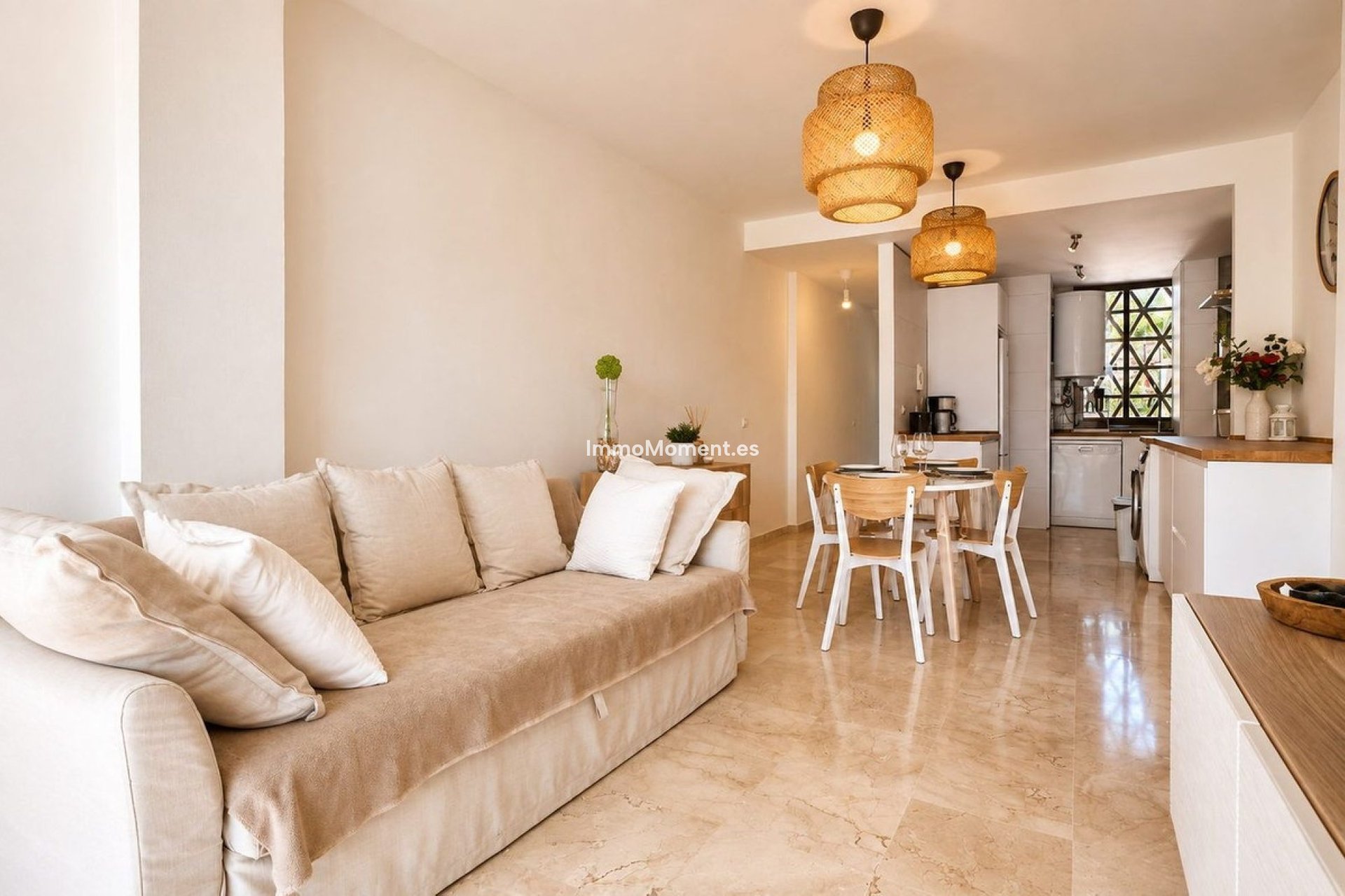 Resale - Townhouse - Casares - Casares Centro
