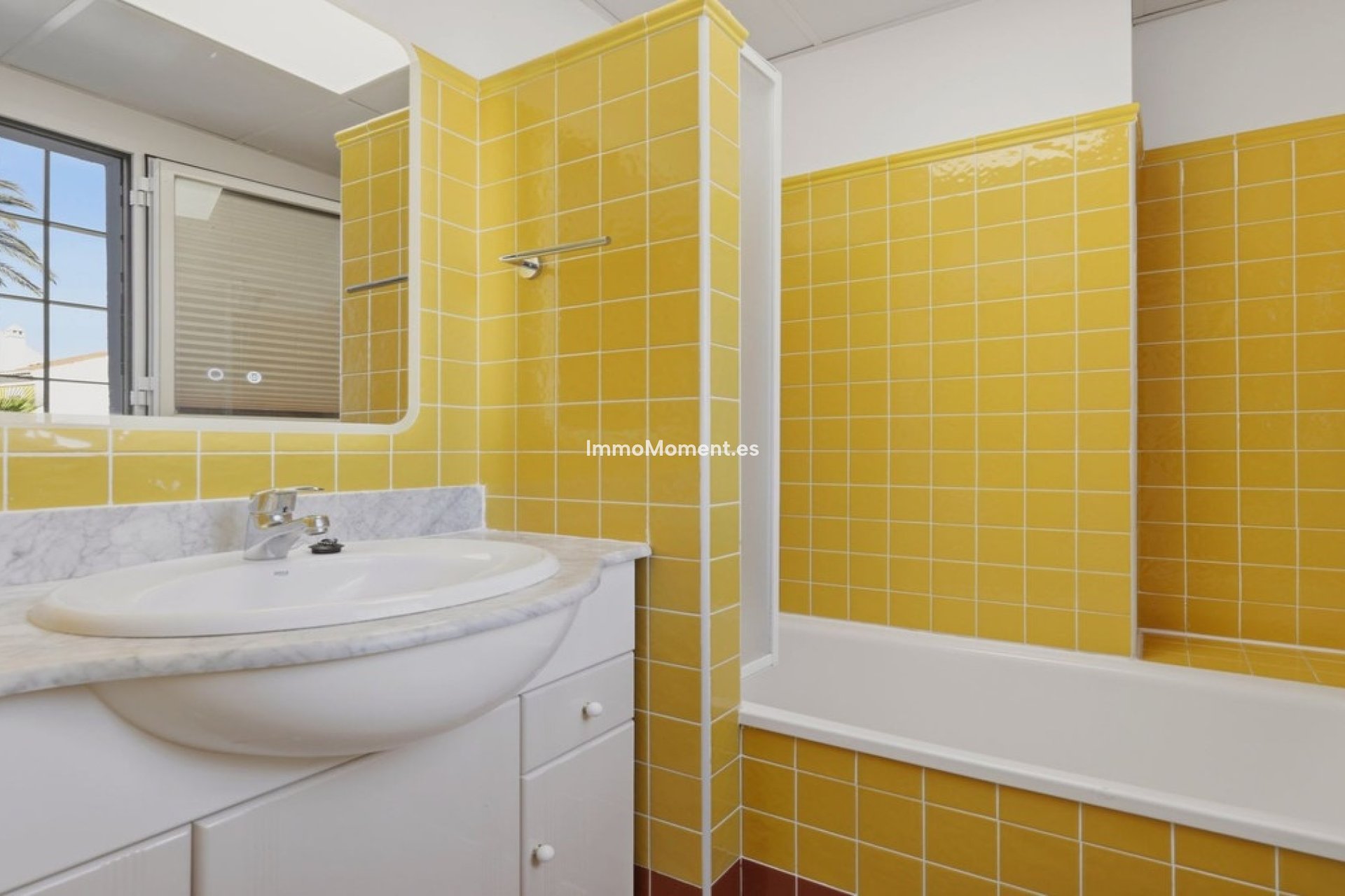 Resale - Townhouse - Casares - Casares Centro