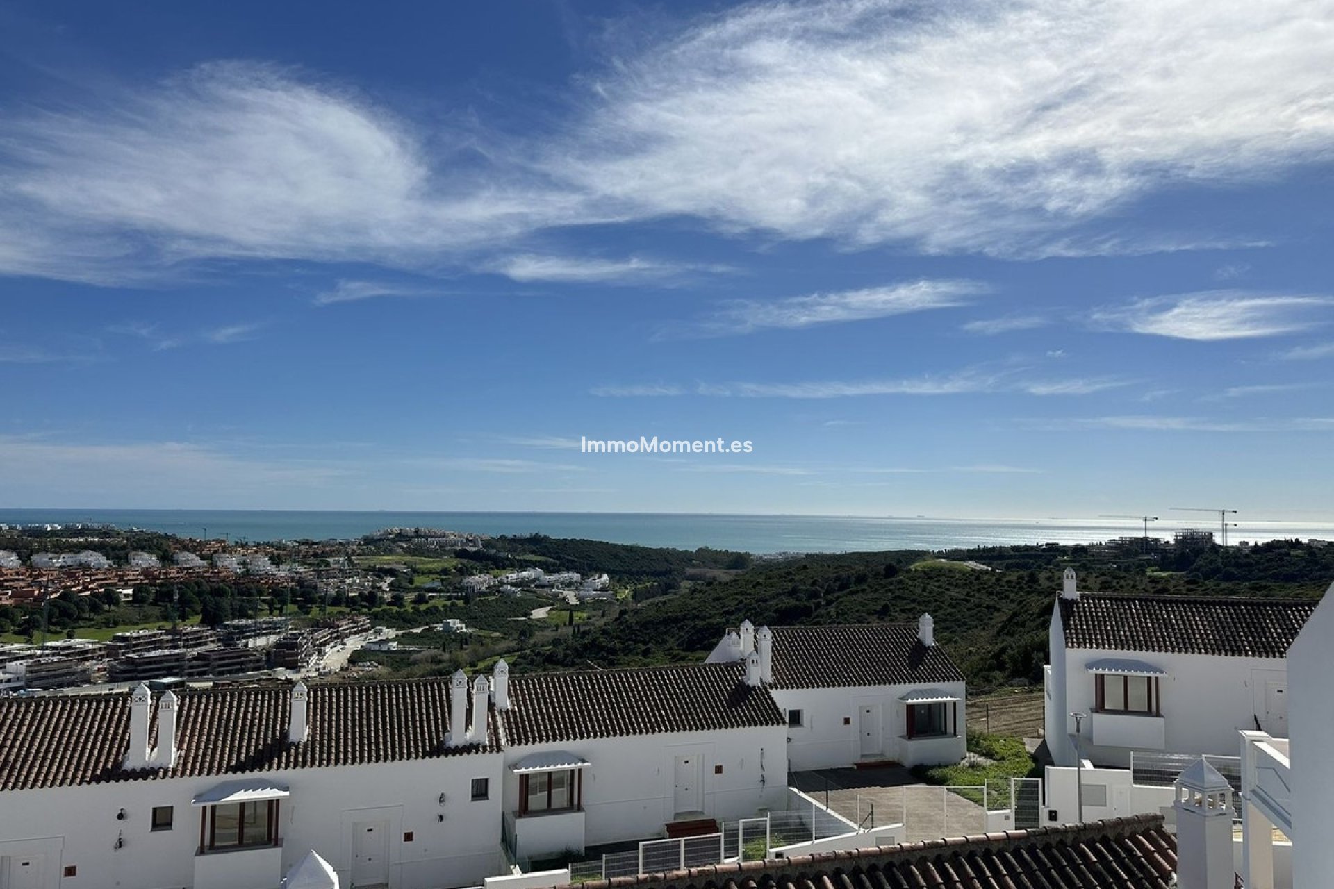 Resale - Townhouse - Casares - Doña Julia