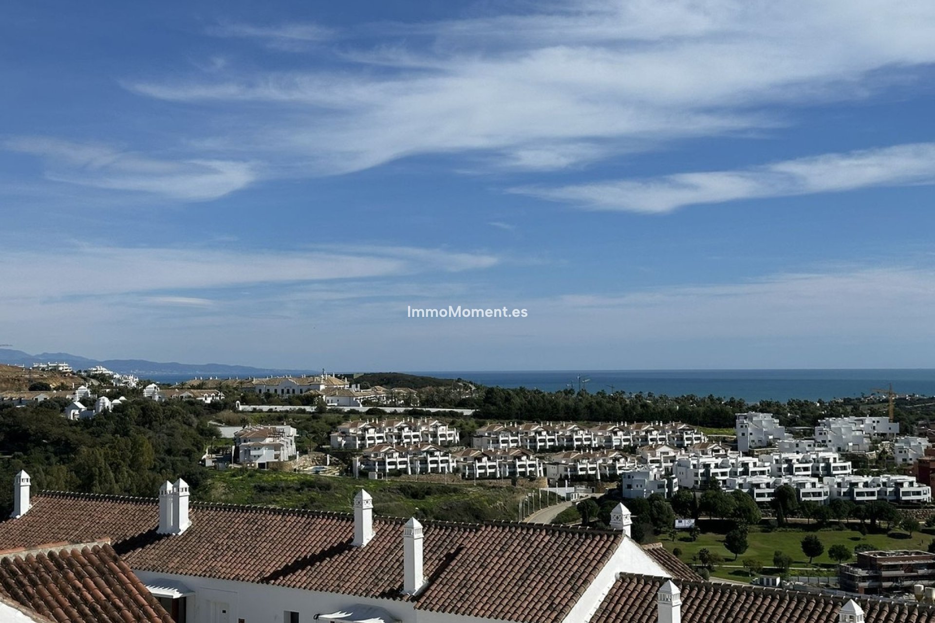 Resale - Townhouse - Casares - Doña Julia