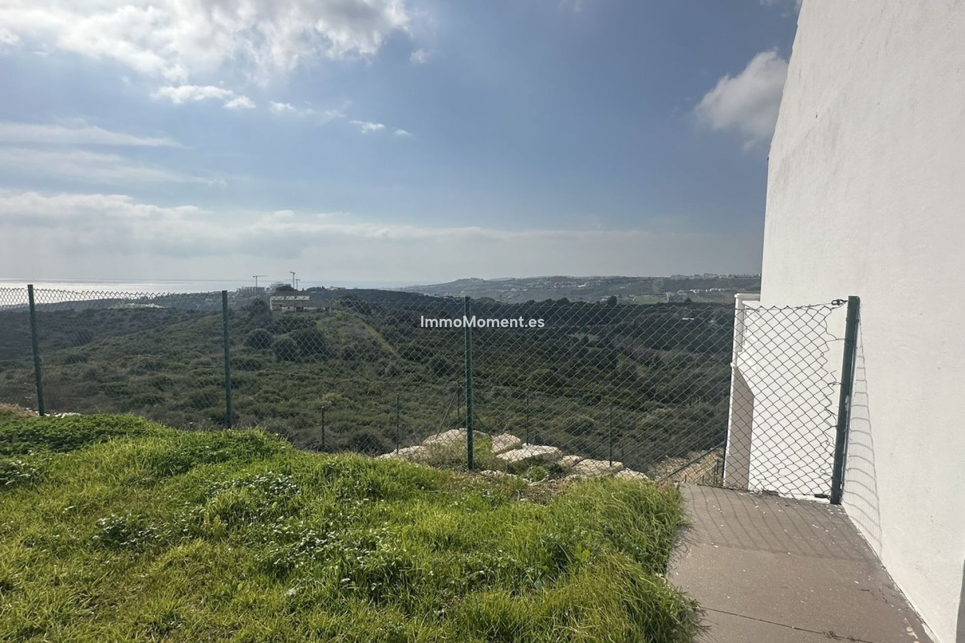 Resale - Townhouse - Casares - Doña Julia