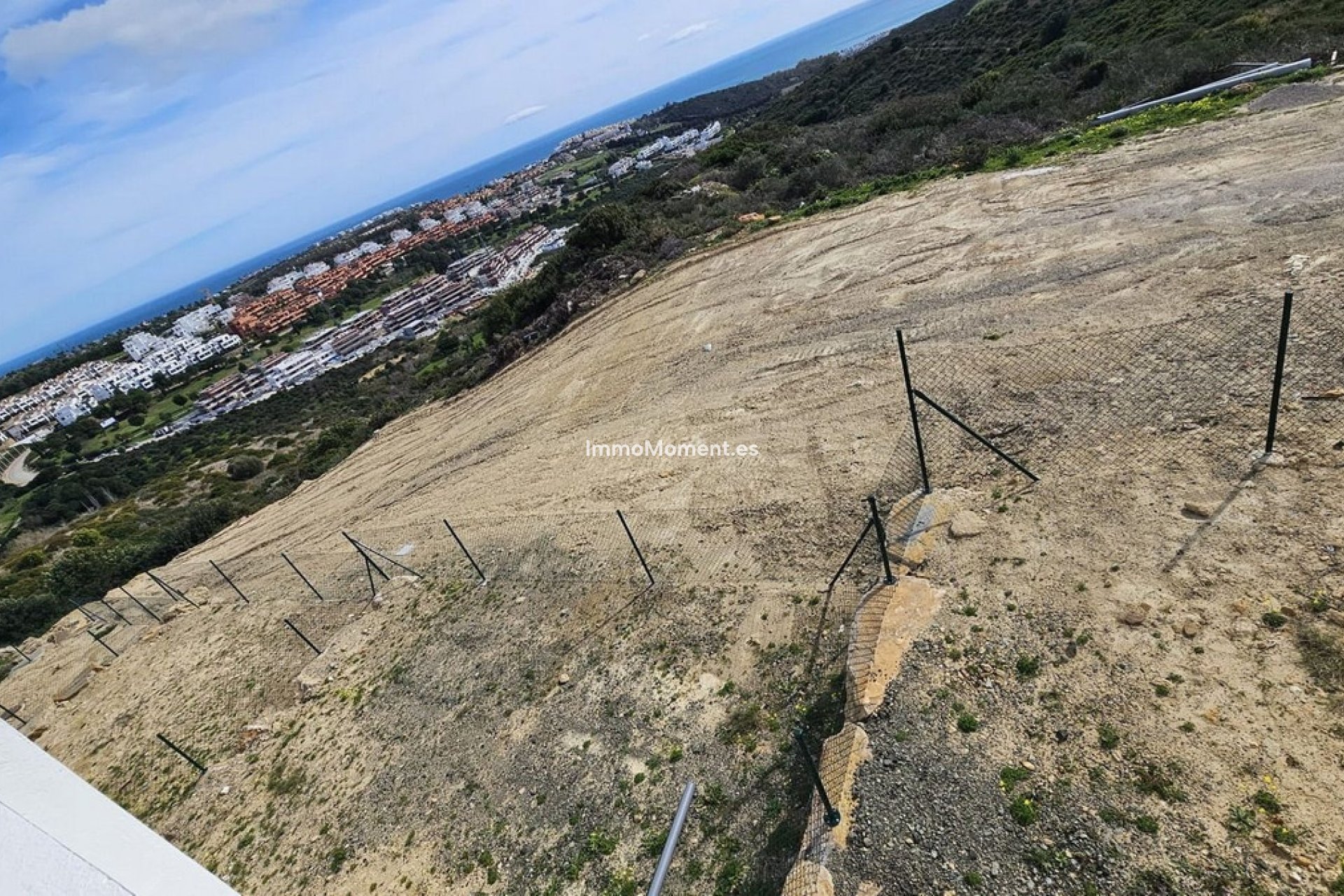 Resale - Townhouse - Casares - Doña Julia