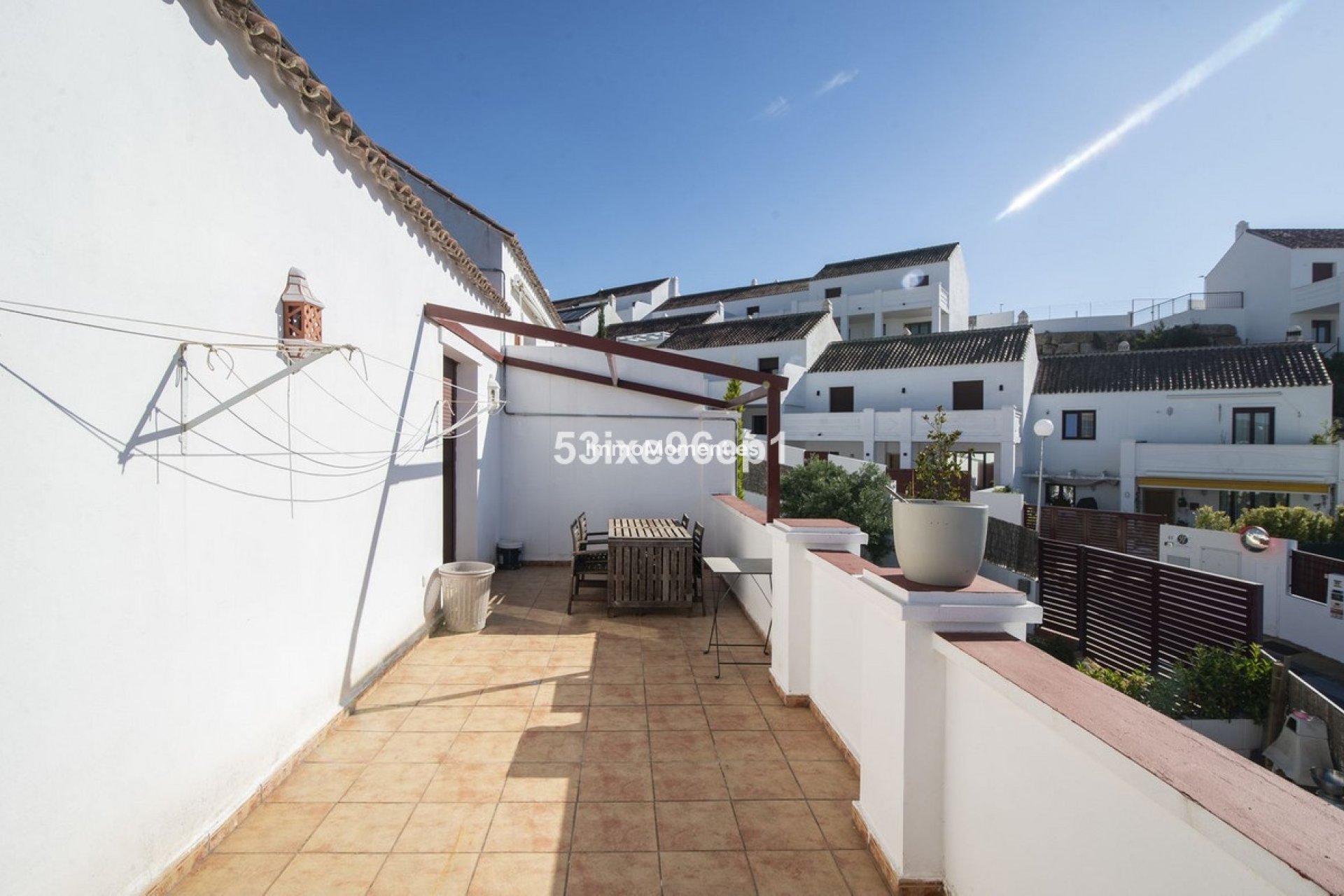 Resale - Townhouse - Casares - Doña Julia