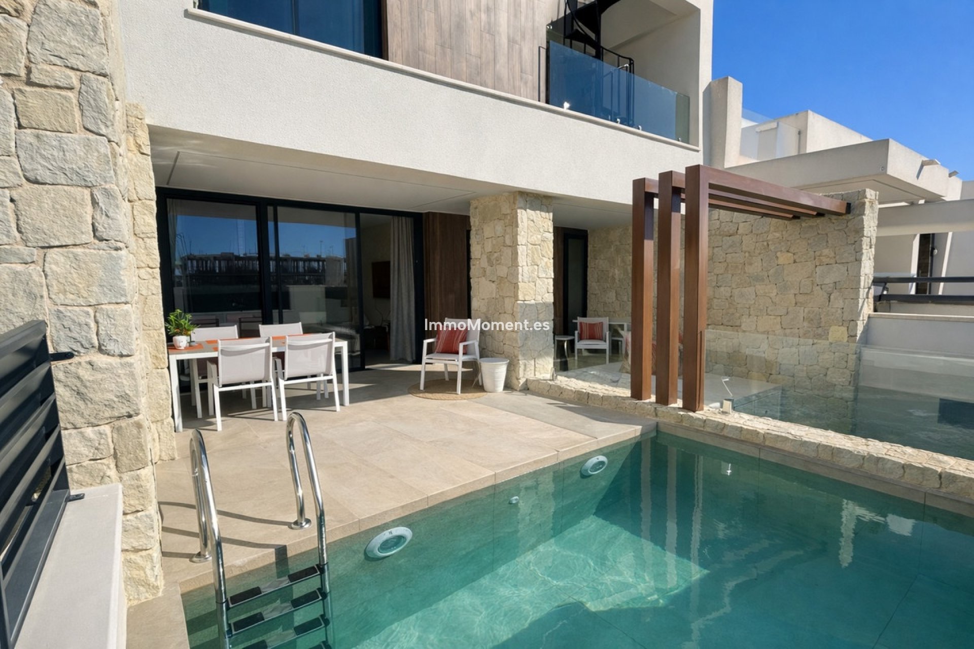 Resale - Townhouse - Dolores - Dolores Centro