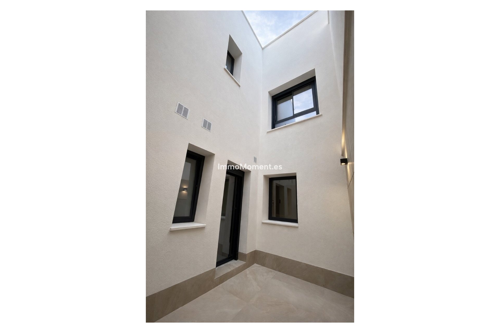 Resale - Townhouse - Dolores - Dolores Centro