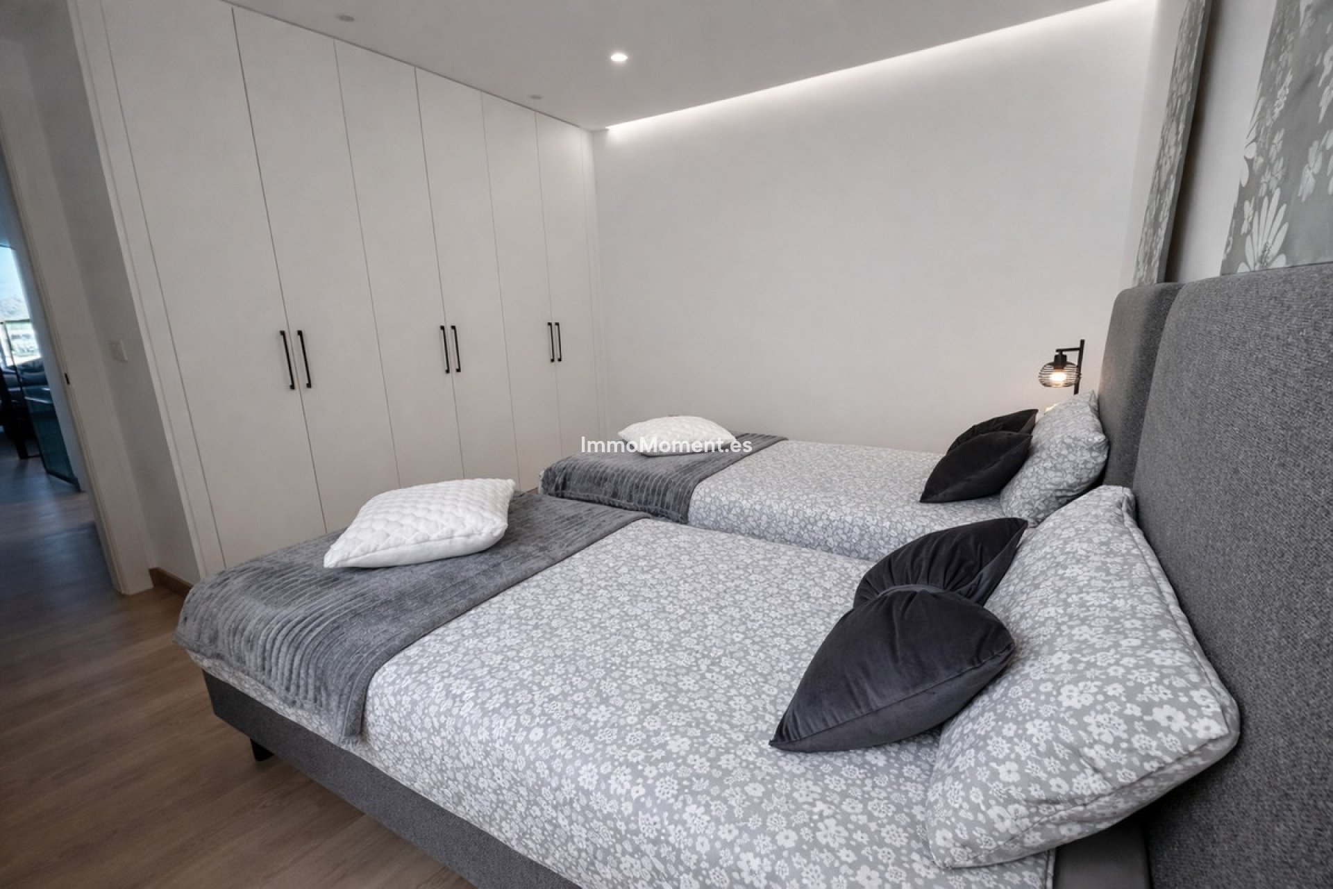 Resale - Townhouse - Dolores - Dolores Centro