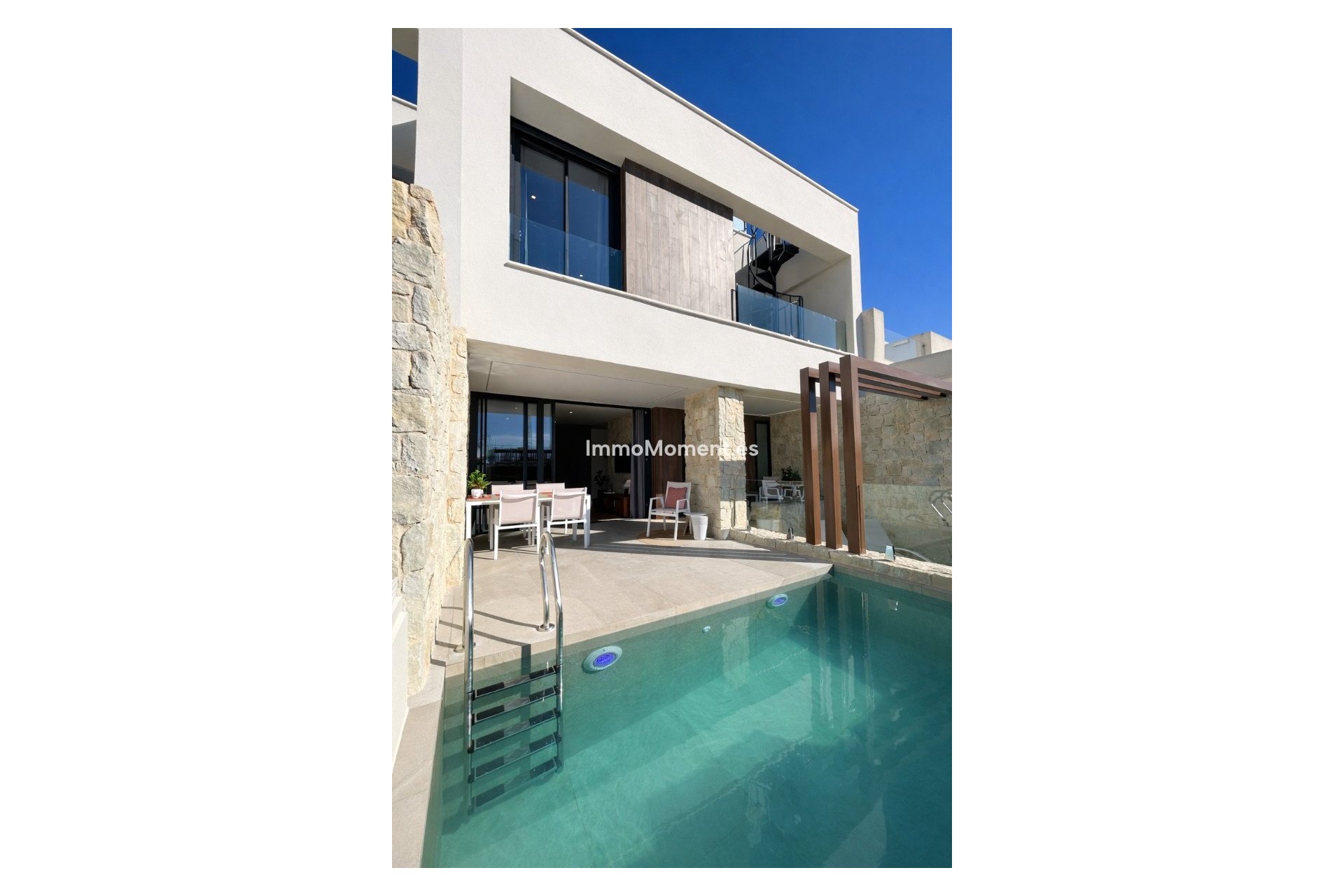 Resale - Townhouse - Dolores - Dolores Centro