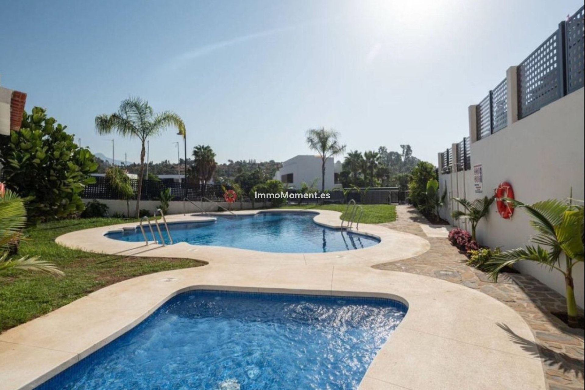 Resale - Townhouse - El Paraiso - New Golden Mile