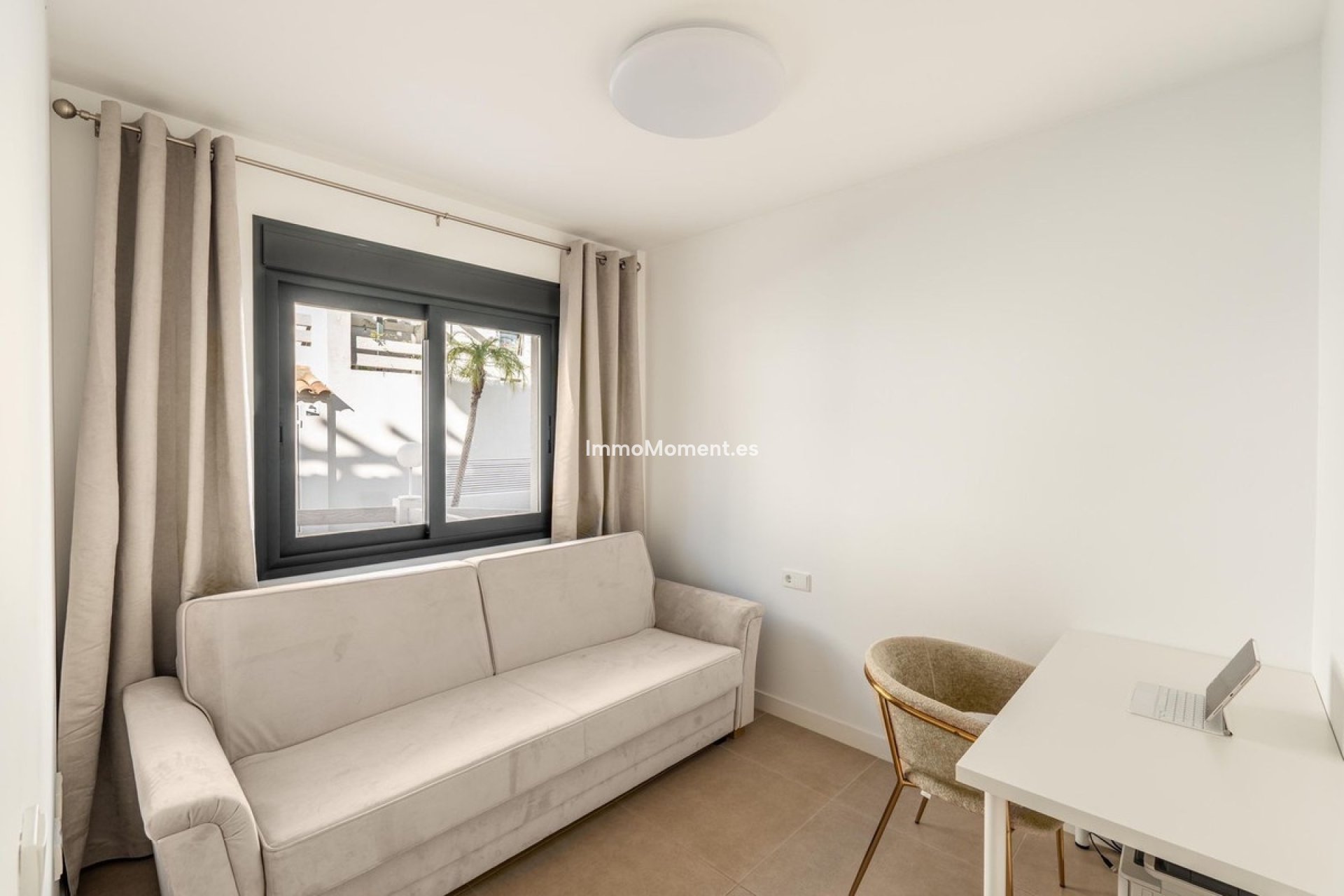 Resale - Townhouse - El Paraiso - New Golden Mile